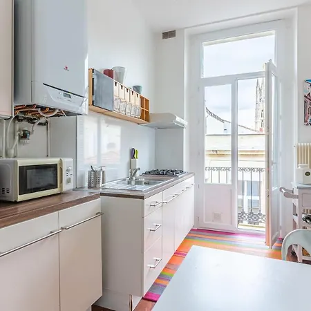 Duplex 4 People - Pey Berland Apartment *