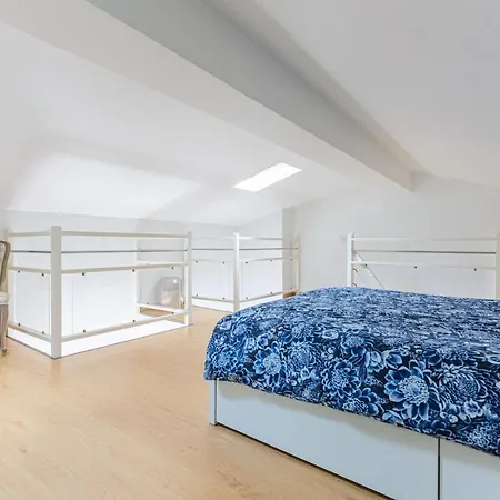 Duplex 4 People - Pey Berland